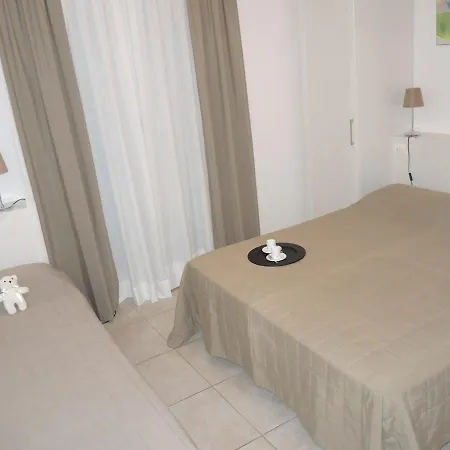 Apartmán With Huge Swimming Pool And Solarium *